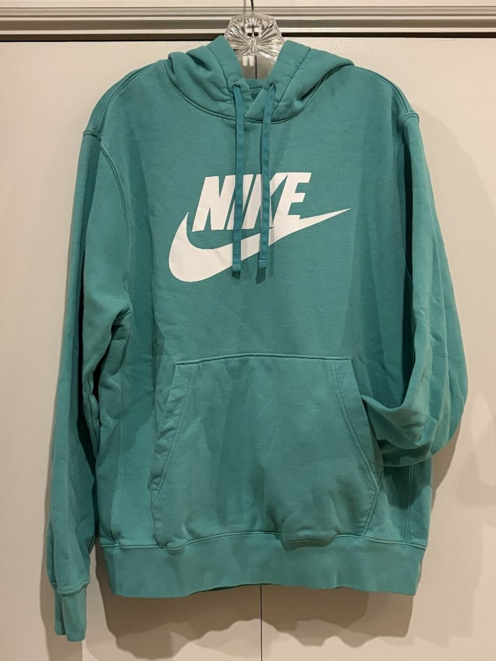 Men's Size Medium Nike Hoodie